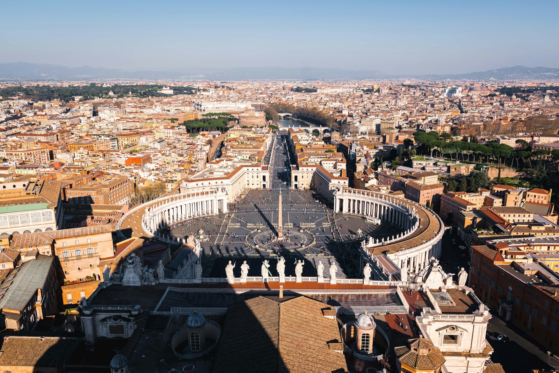 Vatican Synod Concludes Without Clear Stance on Controversial Issues